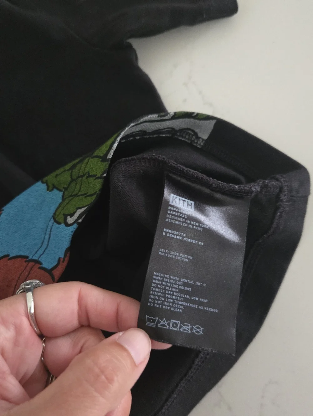 Kith Kids x Sesame Street Family Tee Black 4T Toddler Elmo Cookie Monster Tshirt - Picture 8 of 12